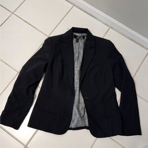 Apostrophe Black Jacket with Elegant Patterned Interior